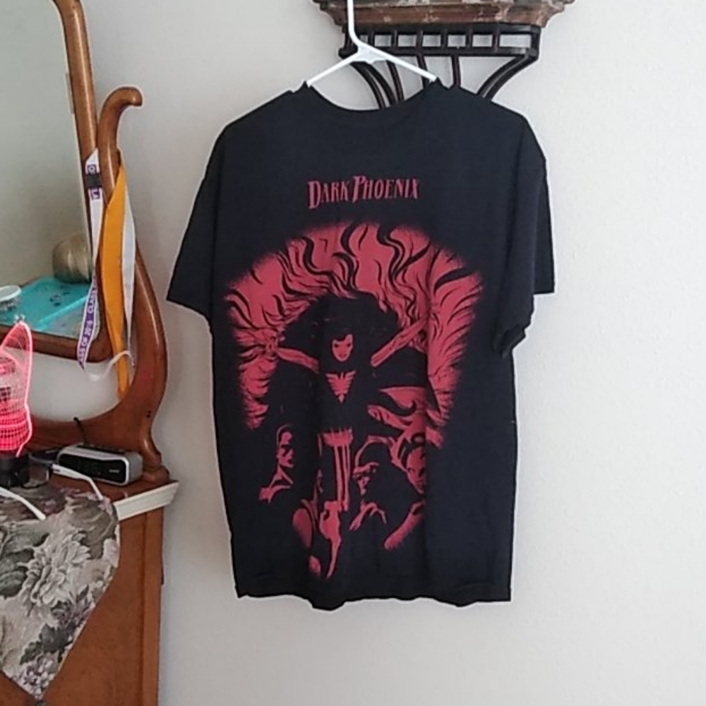 Black shirt
